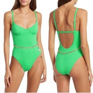 WEWOREWHAT Danielle 3.0 One Piece green gold chain